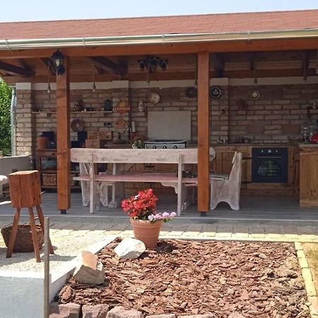 Gyoengyvirag Apartman Keszthely Luaran gambar