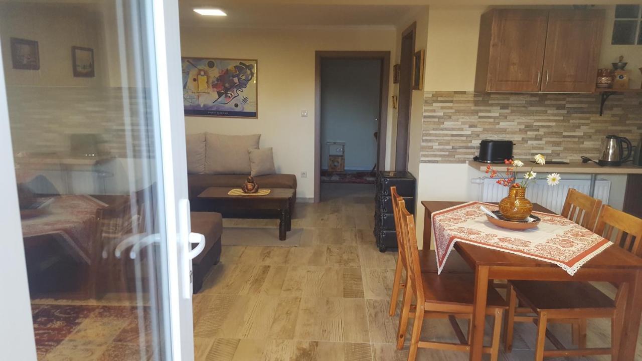Gyoengyvirag Apartman Keszthely Luaran gambar