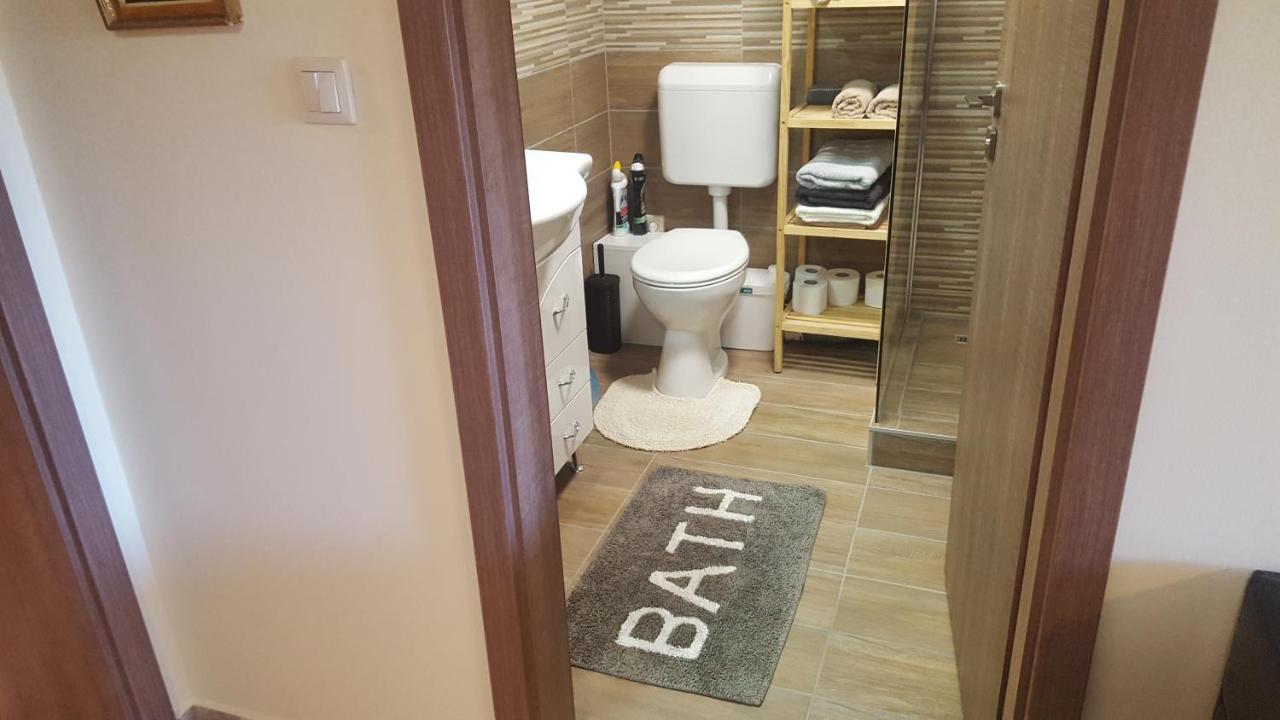 Gyoengyvirag Apartman Keszthely Luaran gambar