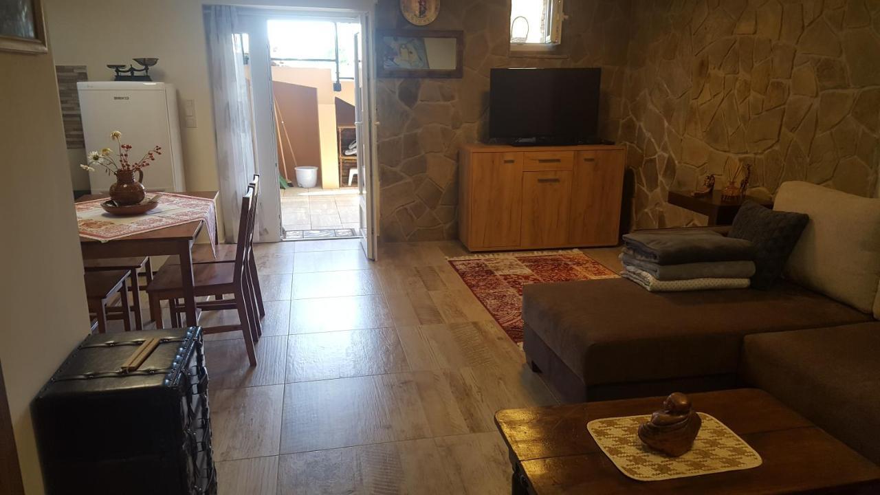 Gyoengyvirag Apartman Keszthely Luaran gambar